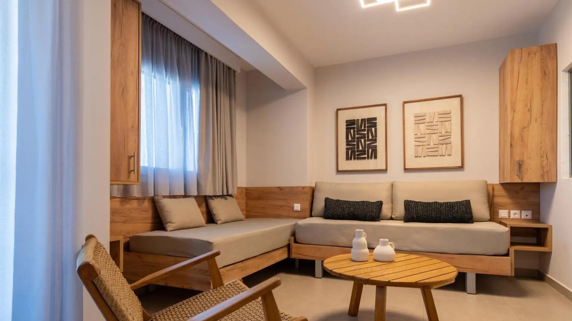 Ξενοδοχείο με διαμερίσματα Sarti Premium Suites