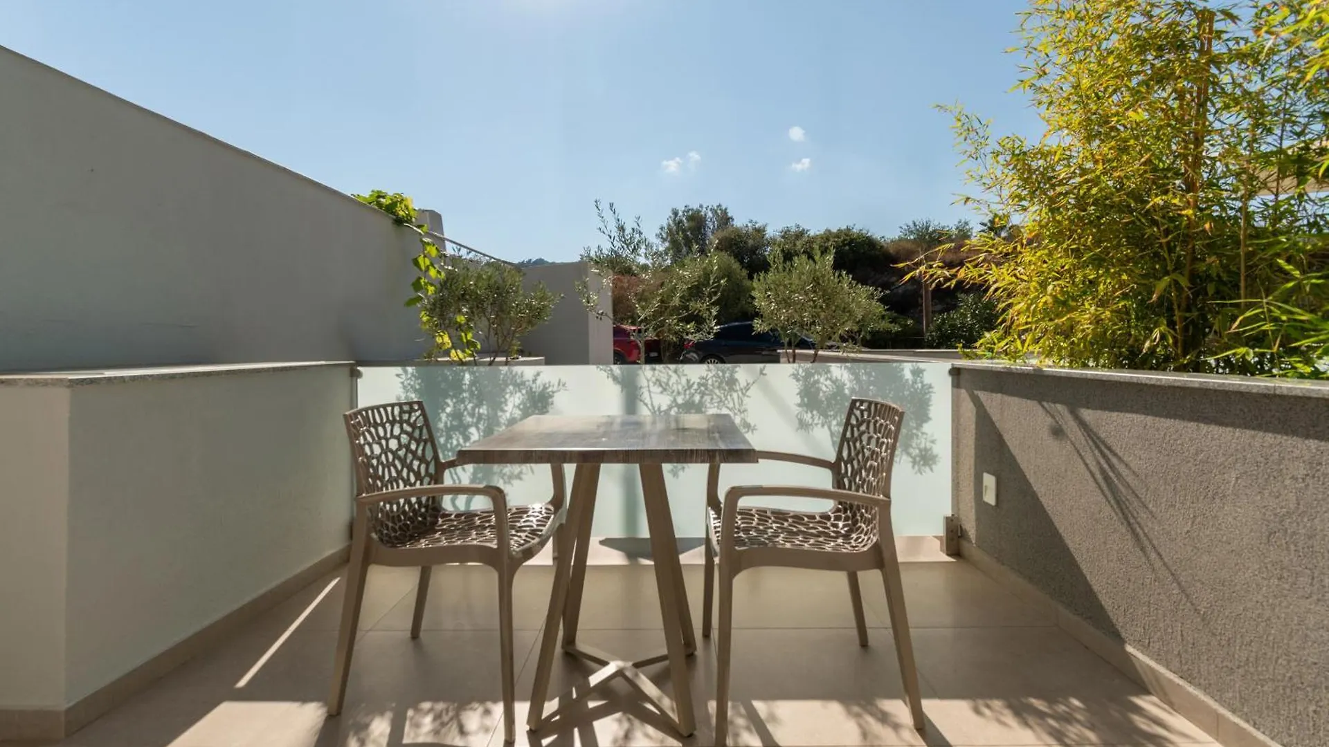 Sarti Premium Suites 0*,  Ελλάδα