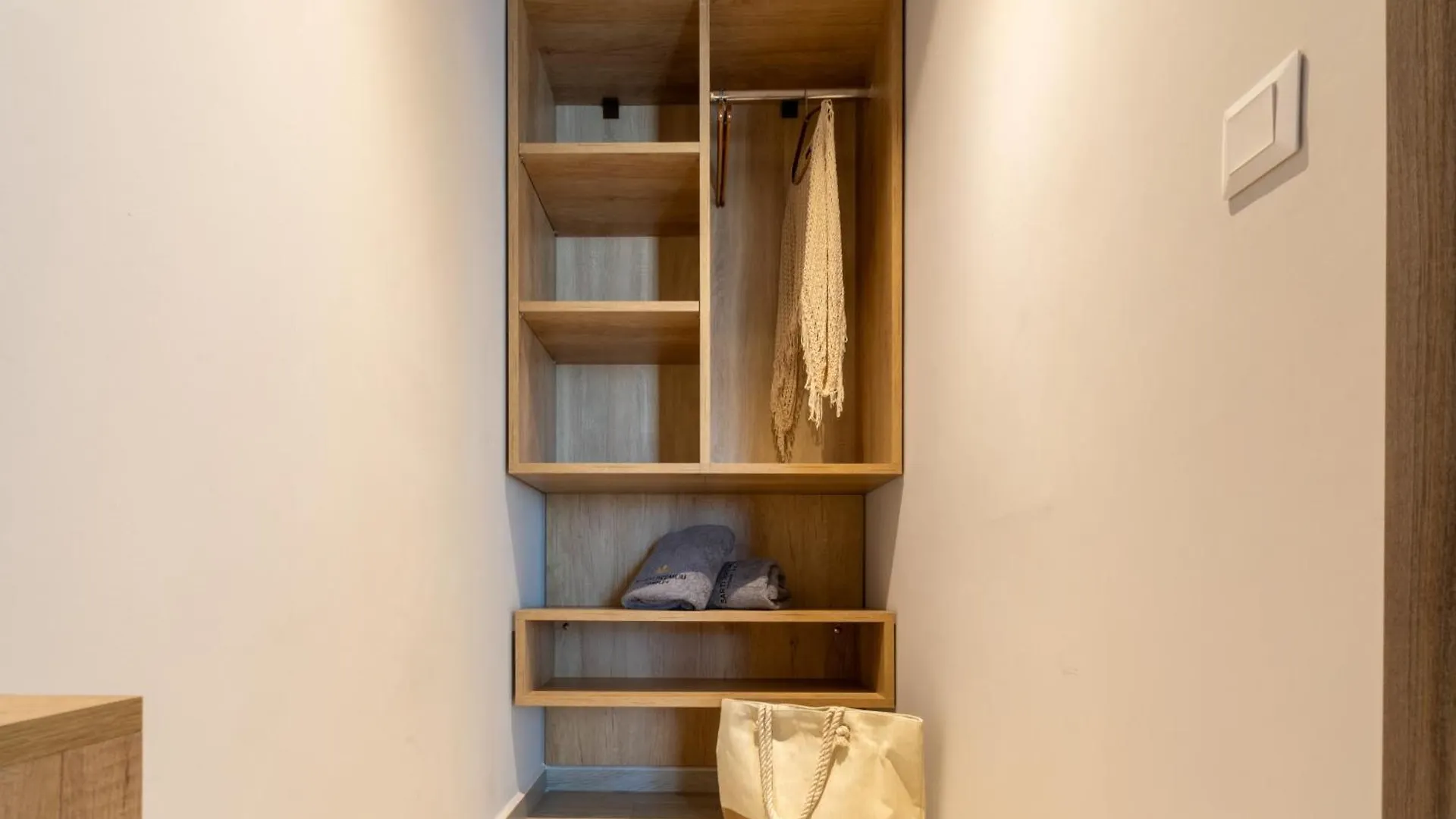 Sarti Premium Suites Yunanistan