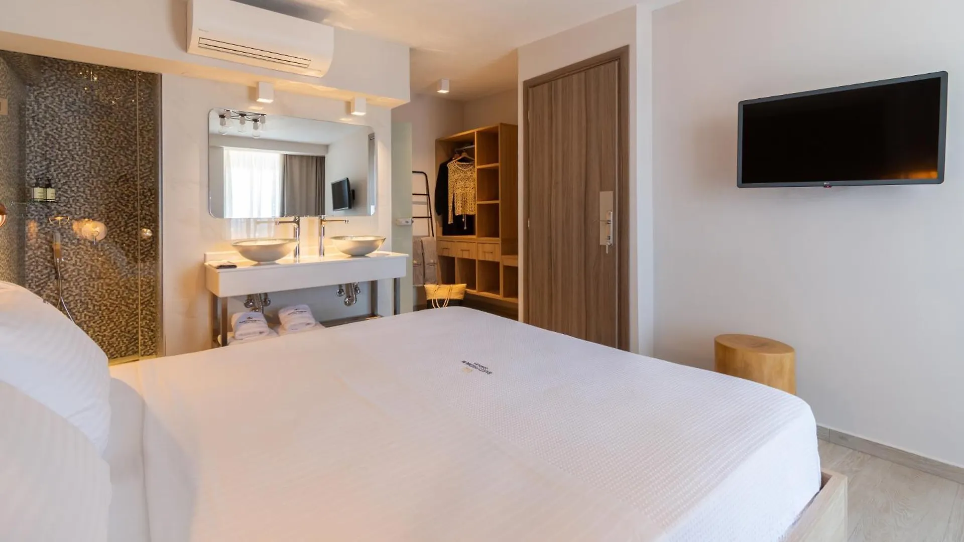 Sarti Premium Suites 0*,  Yunanistan